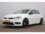 Volkswagen Golf 1.2 TSI Connected Series R-Line 18 inch Zwarte Velgen Navigatie Carplay Android Clima Cruise Bluetooth Parkeersensor Stoelverwarming