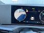 Hyundai Santa Fe 1.6 T-GDI 265pk PHEV Black Line 4WD 6 persoons Adaptive cruise controle | Wegklapbare trekhaak | Bestuurdersstoel en stuur met geheugen | Elektrische achterklep | Head-up display | Leder | 360 graden camera | Stoelventilatie | Side Steps