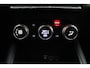 Renault Captur 1.6 E-Tech Plug-in Hybrid Intens 160 PK | Automaat | Trekhaak | Camera | Parkeersensor | Navigatie | Licht metalen velgen | Cruise Control | Climate Control