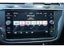 Volkswagen Tiguan 1.4 TSI DSG 4Motion R-Line Highline Trekhaak | Digital dashboard | ACC * All in prijs *