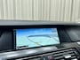 BMW 5-Serie 530d High Executive *HUD* Kantel/Schuifdak / Leder / Stoelverwarming / Afn. Trekhaak / Memory Seat / 18"LMV