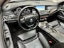 BMW 5-Serie 530d High Executive *HUD* Kantel/Schuifdak / Leder / Stoelverwarming / Afn. Trekhaak / Memory Seat / 18"LMV