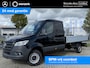 Mercedes-Benz Sprinter 317 CDI OPEN LAADBAK | AUTOMAAT | DC | MBUX | 6-ZITS | AIRCO | MISTLAMPEN | CRUISE | LED KOPLAMPEN | LUCHTGEVEERDE STOELEN | 3500 KG AHW TREKHAAK | ACHTERUITRIJCAMERA | BPM-VRIJ | CERTIFIED