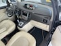 Lancia Musa 1.4-16V Platino Automaat Airco - Panoramadak - Schijf/ kanteldak - lederen stuurwiel - parkeersensoren achter - licht metalen velgen