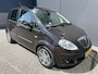 Lancia Musa 1.4-16V Platino Automaat Airco - Panoramadak - Schijf/ kanteldak - lederen stuurwiel - parkeersensoren achter - licht metalen velgen