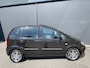 Lancia Musa 1.4-16V Platino Automaat Airco - Panoramadak - Schijf/ kanteldak - lederen stuurwiel - parkeersensoren achter - licht metalen velgen