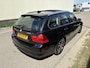 BMW 3-Serie Touring 318i Business Line / AUTOMAAT / PANORAMADAK / NAVI / 174dkm!