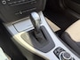 BMW 3-Serie Touring 318i Business Line / AUTOMAAT / PANORAMADAK / NAVI / 174dkm!
