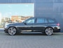 BMW 3-Serie Touring SW M Sport Edition 150 pk Automaat | Navigatie | Parkeersensoren Voor en Achter | Lederen Bekleding | Sportstoelen | LED Koplampen | Elektrische Achterklep met Sensor | Keyless Entry/Start | 19" Lichtmetalen Velgen | Apple Carplay/Android Auto |