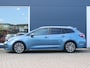 Toyota Corolla Touring SW Dynamic Hybrid 122 pk Automaat | Navigatie | Achteruitrijcamera | Voorstoelen Verwarmd | LED Koplampen | Keyless Entry/Start | Climate Control | Adaptieve Cruise Control | 17" Lichtmetalen Velgen | Apple Carplay/Android Auto |