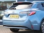 Toyota Corolla Touring SW Dynamic Hybrid 122 pk Automaat | Navigatie | Achteruitrijcamera | Voorstoelen Verwarmd | LED Koplampen | Keyless Entry/Start | Climate Control | Adaptieve Cruise Control | 17" Lichtmetalen Velgen | Apple Carplay/Android Auto |