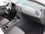 SEAT Leon ST SW Style Intense 116 pk Automaat | Navigatie | Parkeersensoren Voor en Achter | LED Dagrijverlichting | Keyless Entry/Start | Lederen Stuurwiel en Versnellingspook | Climate Control | Cruise Control | 16" Lichtmetalen Velgen | Apple Carplay/Android Auto |