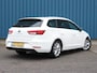 SEAT Leon ST SW Style Intense 116 pk Automaat | Navigatie | Parkeersensoren Voor en Achter | LED Dagrijverlichting | Keyless Entry/Start | Lederen Stuurwiel en Versnellingspook | Climate Control | Cruise Control | 16" Lichtmetalen Velgen | Apple Carplay/Android Auto |