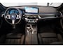 BMW 5-Serie Touring 530e M-Sport | Panorama | Trekhaak | Laser | H/K | 19" | ACC | Head-Up | Stoel/Stuurverw. | Camera | Keyless |