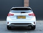 Ford Focus Active Business 125 pk | Navigatie | Parkeersensoren Voor en Achter | Voorstoelen Verwarmd | LED Dagrijverlichting | Keyless Entry/Start | Premium Audio | Airco | Cruise Control | 17" Lichtmetalen Velgen | Apple Carplay/Android Auto |