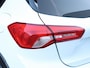 Ford Focus Active Business 125 pk | Navigatie | Parkeersensoren Voor en Achter | Voorstoelen Verwarmd | LED Dagrijverlichting | Keyless Entry/Start | Premium Audio | Airco | Cruise Control | 17" Lichtmetalen Velgen | Apple Carplay/Android Auto |