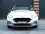 Ford Focus Active Business 125 pk | Navigatie | Parkeersensoren Voor en Achter | Voorstoelen Verwarmd | LED Dagrijverlichting | Keyless Entry/Start | Premium Audio | Airco | Cruise Control | 17" Lichtmetalen Velgen | Apple Carplay/Android Auto |