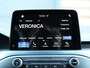 Ford Focus Active Business 125 pk | Navigatie | Parkeersensoren Voor en Achter | Voorstoelen Verwarmd | LED Dagrijverlichting | Keyless Entry/Start | Premium Audio | Airco | Cruise Control | 17" Lichtmetalen Velgen | Apple Carplay/Android Auto |