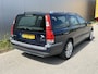 Volvo V70 2.4 Comfort Line, AIRCO, CRUISE, APK