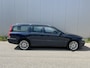 Volvo V70 2.4 Comfort Line, AIRCO, CRUISE, APK