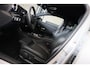 Mercedes-Benz A-klasse 180 AMG 45 Look / AUT / Cruise Control / Camera / F1 Flippers / Navi / Led / Pdc / Xenon / 20 Inch