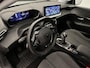 Peugeot 208 Allure 100 pk | Navigatie | Parkeersensoren Voor en Achter | LED Koplampen | Lederen Stuurwiel | DAB Ontvanger | Buitenspiegels Elektrisch Verstel -en Verwarmbaar | Climate Control | Cruise Control | 16" Lichtmetalen Velgen | Apple Carplay/Android Auto |