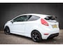 Ford Fiesta 1.6 Metal Net binnen; wordt nog klaargemaakt