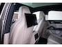 Porsche Cayenne Coupé 3.0 E-Hybrid Luchtvering - LED Matrix - Surround View - Adaptieve cruise control - Sporteindpijpen - Rear Seat Entertainment - 21 inch - Stoelverwarming