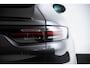 Porsche Cayenne Coupé 3.0 E-Hybrid Luchtvering - LED Matrix - Surround View - Adaptieve cruise control - Sporteindpijpen - Rear Seat Entertainment - 21 inch - Stoelverwarming
