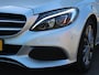 Mercedes-Benz C-klasse Estate 180 Premium AUTOMAAT / Trekhaak (1800 KG) / Navigatie / Parkeer Pakket / Stoelverwarming Voor / Elektrisch Bedienbare Achterklep /