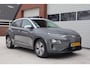 Hyundai Kona Electric EV Premium 64 kWh 204pk - Leder - Stoelventilatie - Trekhaak - Stoelverwarming - Head up - Keyless - Camera