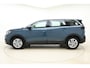 Peugeot 5008 1.2 PureTech Active 130 PK | Handgeschakeld | Trekhaak | 7-zits | Camera | Parkeersensor | Radio | Cruise Control | Airco | Licht metalen velgen