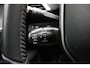 Peugeot 5008 1.2 PureTech Active 130 PK | Handgeschakeld | Trekhaak | 7-zits | Camera | Parkeersensor | Radio | Cruise Control | Airco | Licht metalen velgen