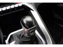 Peugeot 5008 1.2 PureTech Active 130 PK | Handgeschakeld | Trekhaak | 7-zits | Camera | Parkeersensor | Radio | Cruise Control | Airco | Licht metalen velgen