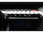 Peugeot 5008 1.2 PureTech Active 130 PK | Handgeschakeld | Trekhaak | 7-zits | Camera | Parkeersensor | Radio | Cruise Control | Airco | Licht metalen velgen