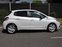 Peugeot 208 Signature 1.2 PureTech 82PK Navigatie, Parkeerhulp achter, Cruise Controle, Apple Carplay/Android Auto
