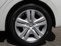 Peugeot 208 Signature 1.2 PureTech 82PK Navigatie, Parkeerhulp achter, Cruise Controle, Apple Carplay/Android Auto