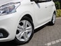 Peugeot 208 Signature 1.2 PureTech 82PK Navigatie, Parkeerhulp achter, Cruise Controle, Apple Carplay/Android Auto