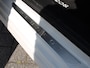 Peugeot 208 Signature 1.2 PureTech 82PK Navigatie, Parkeerhulp achter, Cruise Controle, Apple Carplay/Android Auto