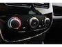 Renault Clio 0.9 TCe ECO Night&Day 90 PK | Handgeschakeld | Cruise Control | Airco | Navigatie | Parkeer Sensoren Achter | Lichtmetalen velgen | Start/Stop Knop | Bluetooth |
