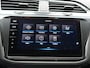 Volkswagen Tiguan 1.4 TSI eHybrid Elegance Business+ | Panoramadak | Leren Bekleding | Camera |