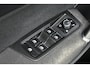 Volkswagen Touran 1.2 TSI Highline Business R 7p | Trekhaak | Stoelverwarming | Panoramadak | Parkeersensoren