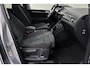 Volkswagen Touran 1.2 TSI Highline Business R 7p | Trekhaak | Stoelverwarming | Panoramadak | Parkeersensoren