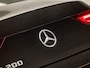Mercedes-Benz CLA 200 AMG Sport 164Pk Automaat (NAVIGATIE, SFEERVERLICHTING, LEDER/ALCANTARA, STOELVERWARMING, SPORTSTOELEN, CRUISE, DAB+, LANE ASSIST, NIEUWE APK, NIEUWSTAAT)