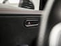 Mercedes-Benz CLA 200 AMG Sport 164Pk Automaat (NAVIGATIE, SFEERVERLICHTING, LEDER/ALCANTARA, STOELVERWARMING, SPORTSTOELEN, CRUISE, DAB+, LANE ASSIST, NIEUWE APK, NIEUWSTAAT)