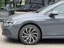 Volkswagen Golf 1.5 TSI Style/Carplay/Adaptive cruise/PDC/Full LED/Active Info Display/Stoelverwarming/Regensensor