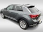 Volkswagen T-Roc 1.0 TSI Sport Executive Navigatie / Trekhaak / Camera / Parkeersensoren / Sport interieur
