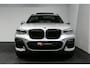 BMW X3 xDrive20i M Sport / Panoramadak / Elektr. verstelbare stoelen (best. memory) / Stoelverwarming / Ambienteverlichting / Apple Carplay - Andriod Auto / Lederen bekleding / M Aerodynamicapakket / Achterbank verwarming / Achteruitrijcamera / Cruise Control / DAB / 20'' LMV / Keyless / Sportstoelen / Adaptieve LED koplampen / Shadow Line