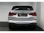 BMW X3 xDrive20i M Sport / Panoramadak / Elektr. verstelbare stoelen (best. memory) / Stoelverwarming / Ambienteverlichting / Apple Carplay - Andriod Auto / Lederen bekleding / M Aerodynamicapakket / Achterbank verwarming / Achteruitrijcamera / Cruise Control / DAB / 20'' LMV / Keyless / Sportstoelen / Adaptieve LED koplampen / Shadow Line