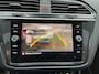 Volkswagen Tiguan 1.5 TSI 150pk ACT Highline Business R-Line DSG Automaat Panoramadak / Trekhaak / Leder / R-line in en exterieur / Navigatie / 20"LM Velgen